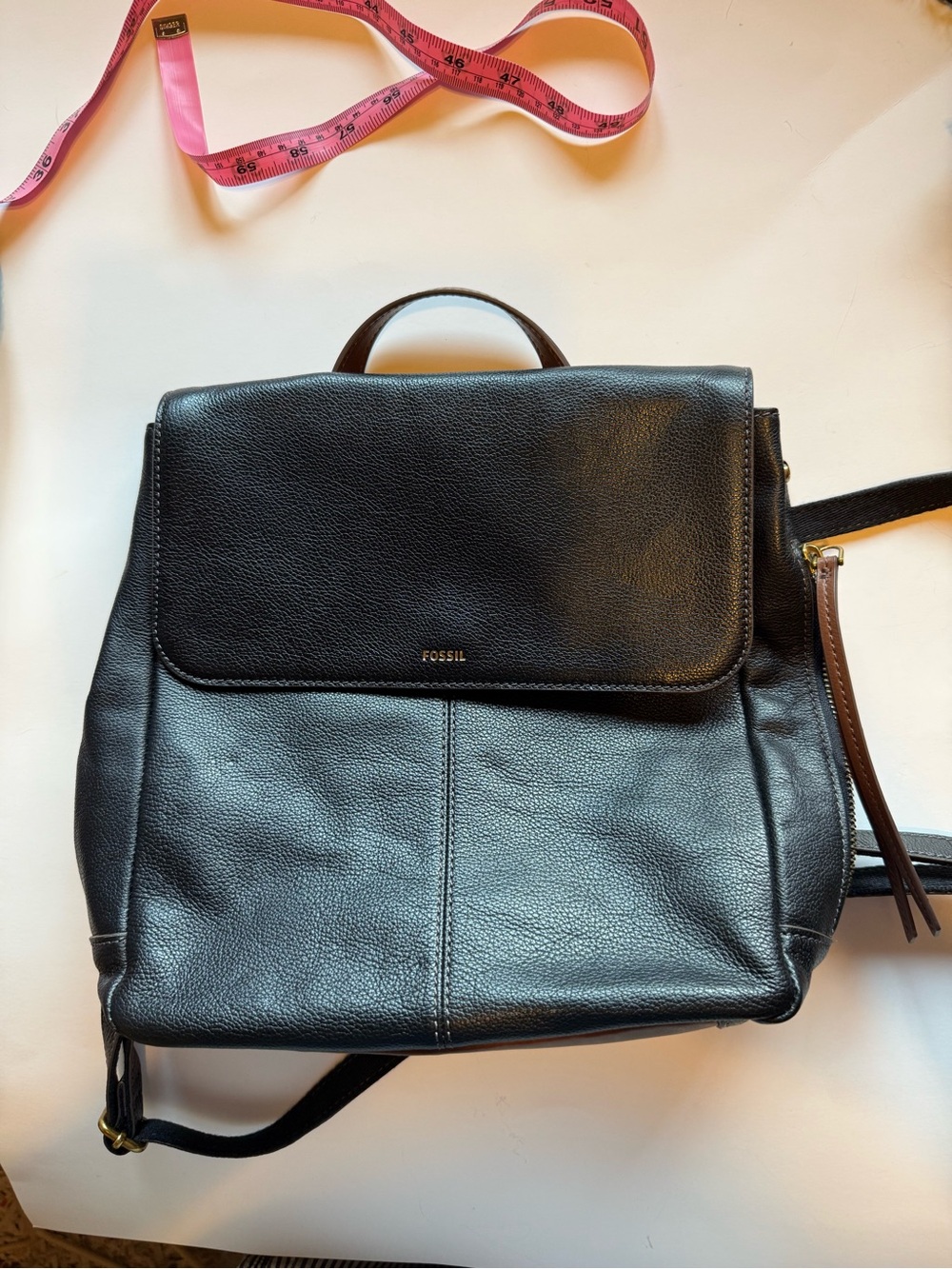 Fossil Black Leather Backpack – Excellent Condition - Picture 4 of 10